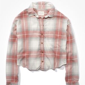 American Eagle Outfitters • Plaid Crop Button Down
